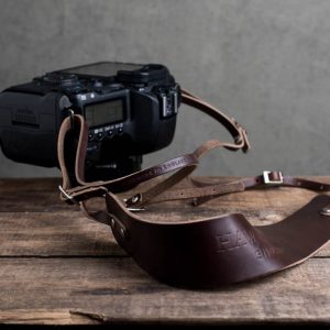 Hawkesmill-Borough-Brown-Leather-Camera-Strap-Canon-5D-Mark2-4