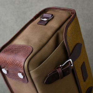 Hawkesmill-Jermyn-Street-Camera-Messenger-Backpack-Feet