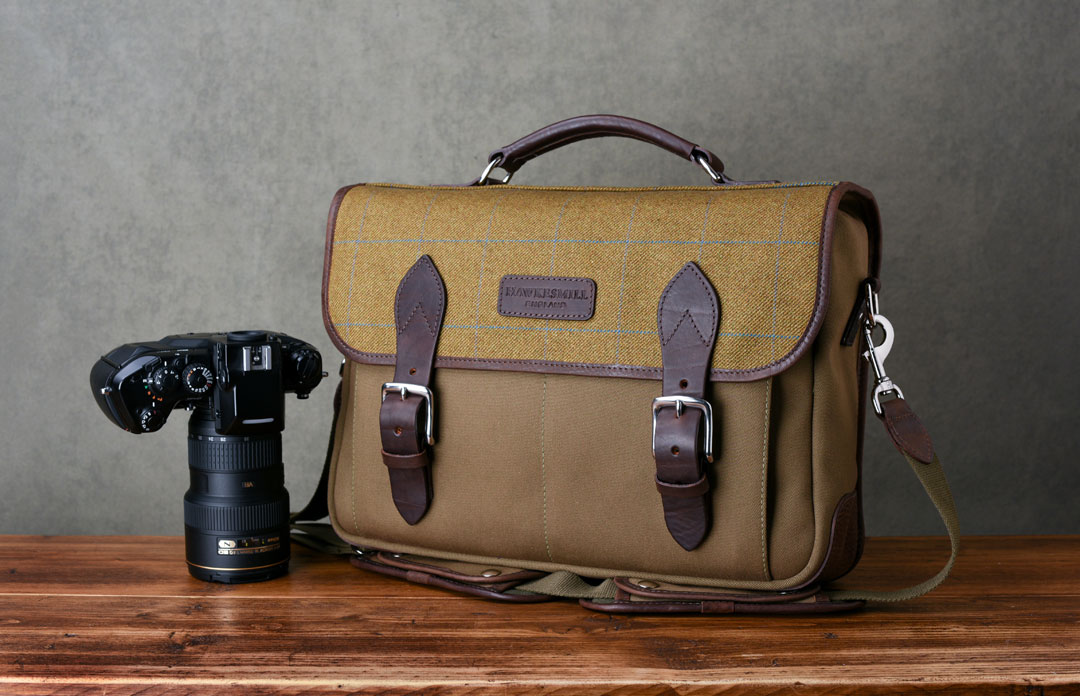 Hawkesmill-Jermyn-Street-Camera-Messenger-Backpack-Front-Nikon-F4