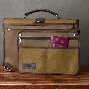 Hawkesmill-Jermyn-Street-Camera-Messenger-Backpack-Rear-Sleeve