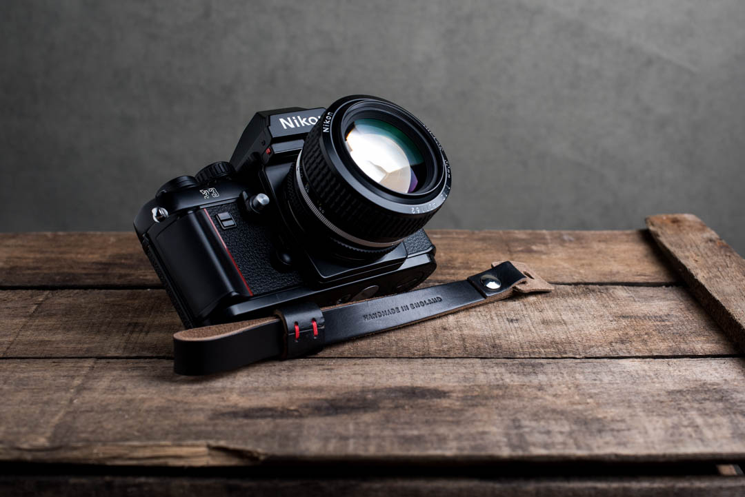 Hawkesmill-Oxford-Black-Leather-Camera-Strap-Nikon-F3-2