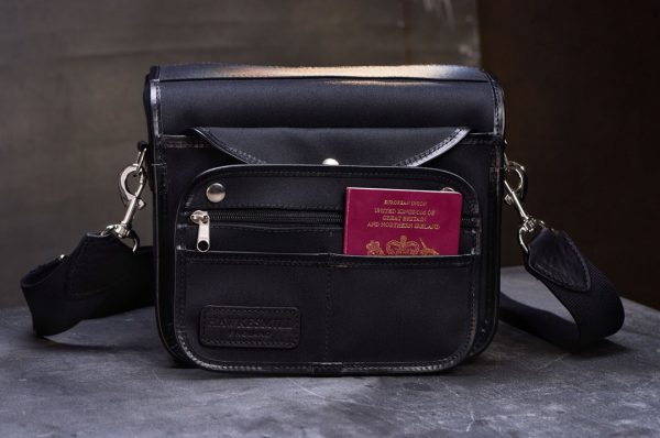 Hawkesmill-Small-Bond-Street-Camera-Bag-Rear-Sleeve