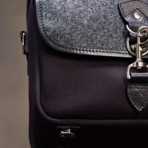 Hawkesmill-Small-Sloane-Street-Camera-Bag-Trigger-Hook