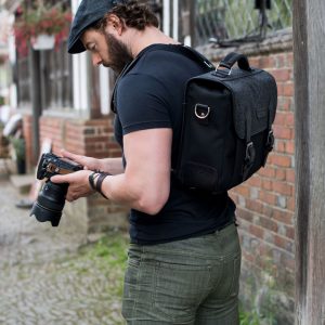 Hawkesmill-Sloane-Street-Camera-Messenger-Bag-Side