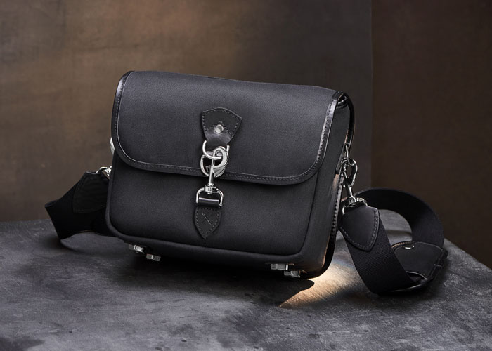 leica camera bag leather