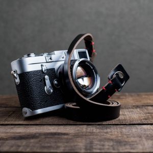 Hawkesmill-Kensington-Leather-Camera-Strap-Black-Stitched-Leica-M3-5