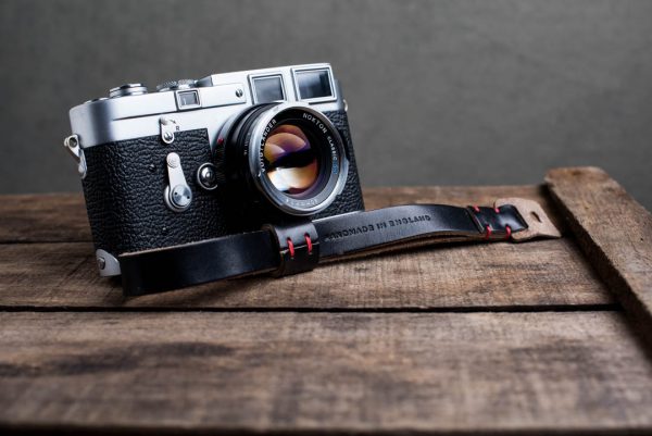 Hawkesmill-Oxford-Leather-Camera-Wrist-Strap-Black-Stitched-Leica-M3-5