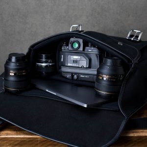 Hawkesmill-Sloane-Street-Camera-Messenger-Backpack-Interior