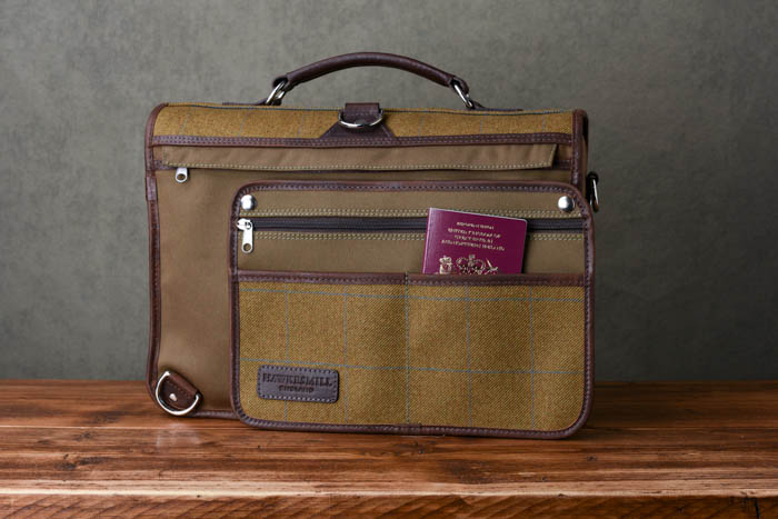 Hawkesmill-Revised-Camera-Messenger-Bag-Jermyn-Street-Rear-Sleeve